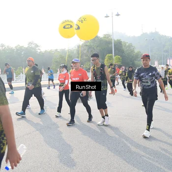 Runner Photo 6887546