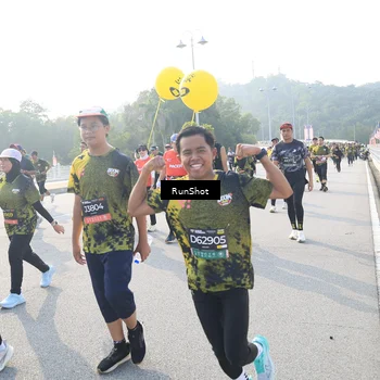 Runner Photo 6887554