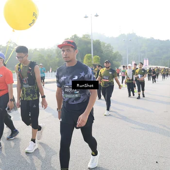 Runner Photo 6887573