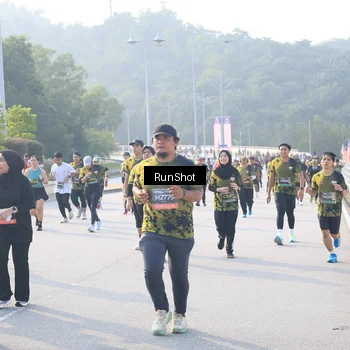 Runner Photo 6887712