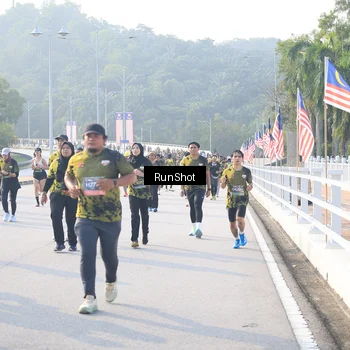 Runner Photo 6887714