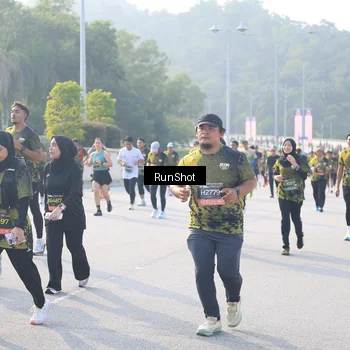 Runner Photo 6887719