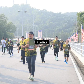 Runner Photo 6887721