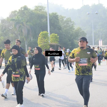 Runner Photo 6887726