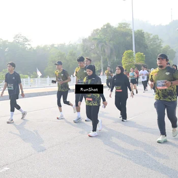 Runner Photo 6887728