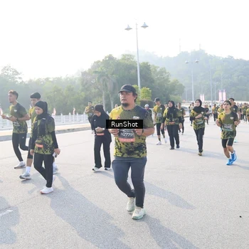 Runner Photo 6887759