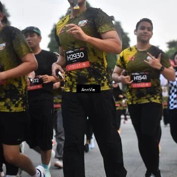 Runner Photo 6888240