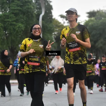 Runner Photo 6888335