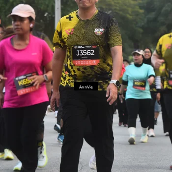 Runner Photo 6888478