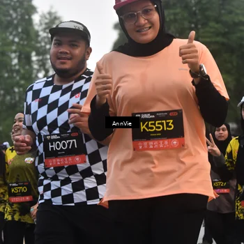 Runner Photo 6888492