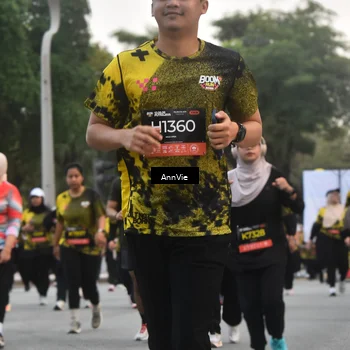 Runner Photo 6888543