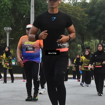 Runner Photo 6888674