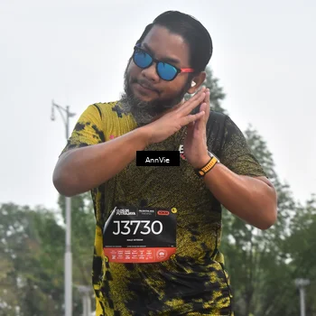 Runner Photo 6888699
