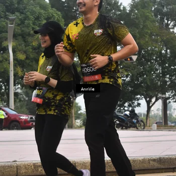 Runner Photo 6888709