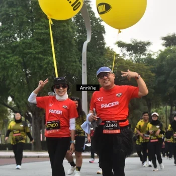 Runner Photo 6888756