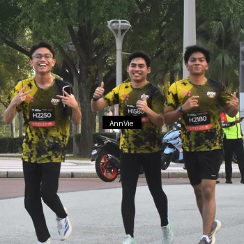 Runner Photo 6889443