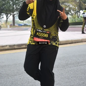 Runner Photo 6889501