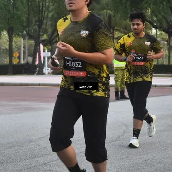 Runner Photo 6889544