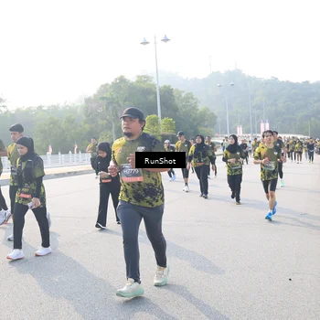 Runner Photo 6889788
