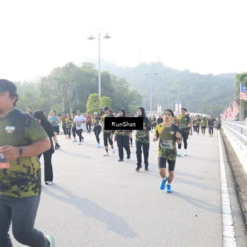 Runner Photo 6889805