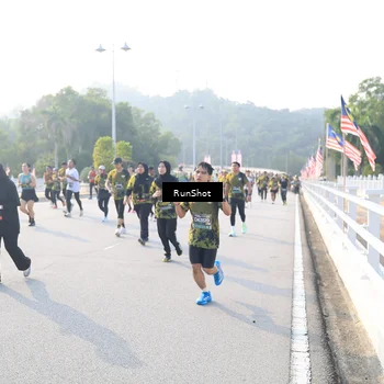 Runner Photo 6889820