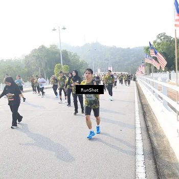 Runner Photo 6889832