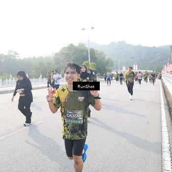 Runner Photo 6889858