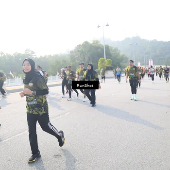 Runner Photo 6889905