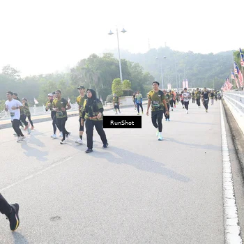 Runner Photo 6889906