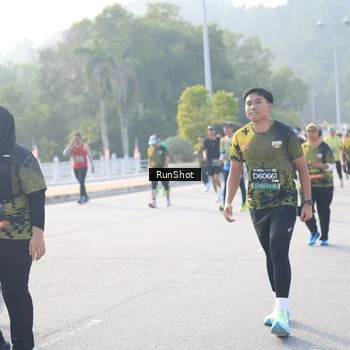 Runner Photo 6889948