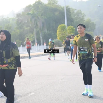 Runner Photo 6889949