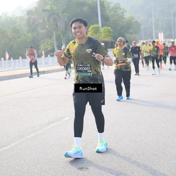 Runner Photo 6889973