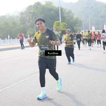 Runner Photo 6889977