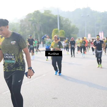 Runner Photo 6889994