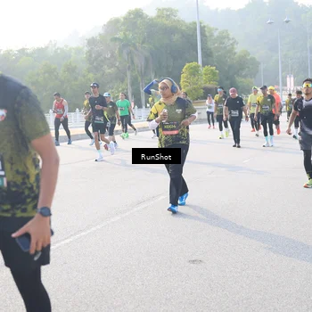Runner Photo 6890000