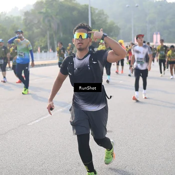 Runner Photo 6890057