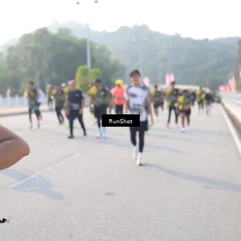 Runner Photo 6890065