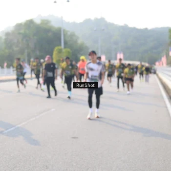 Runner Photo 6890068