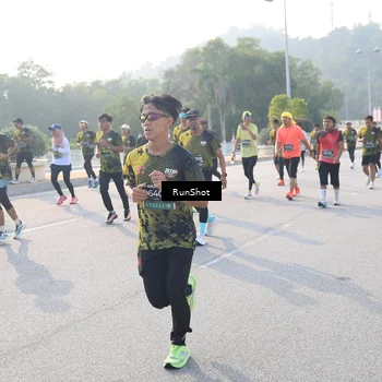 Runner Photo 6890116