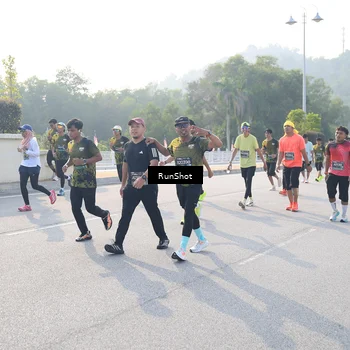 Runner Photo 6890139