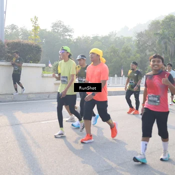 Runner Photo 6890225