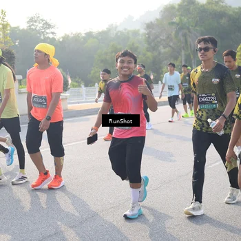 Runner Photo 6890239