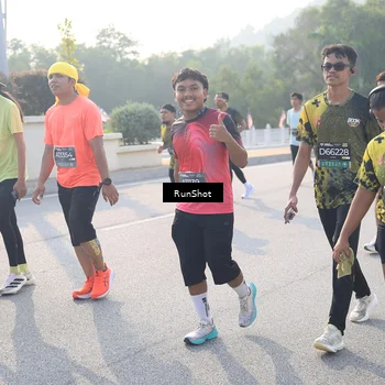 Runner Photo 6890251