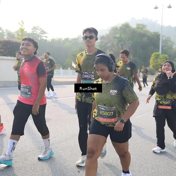 Runner Photo 6890269