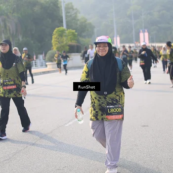 Runner Photo 6890419