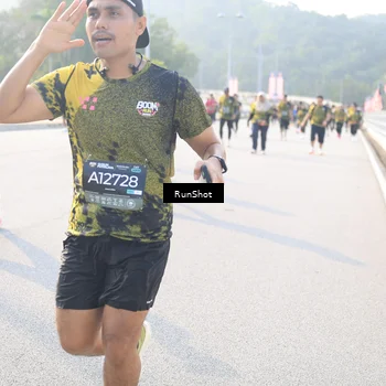 Runner Photo 6890468