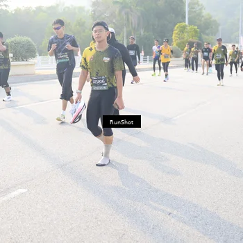 Runner Photo 6890501