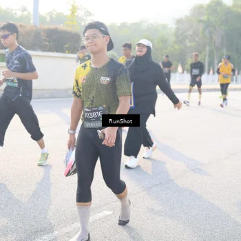 Runner Photo 6890542
