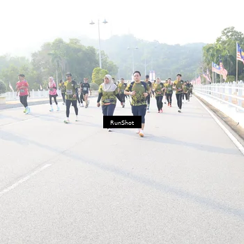 Runner Photo 6890587