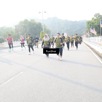 Runner Photo 6890588